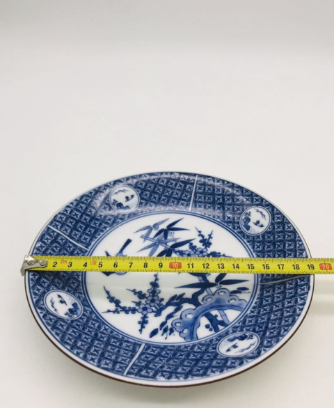 古玩陶瓷六十至八十年代花鳥紋青花盤拍賣,當前價格220元