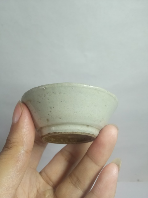 古玩陶瓷清早期~白釉小碗拍賣,當前價格288元