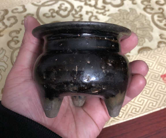 古玩陶瓷贛州窯黑釉鬲式爐拍賣,當(dāng)前價格8888元