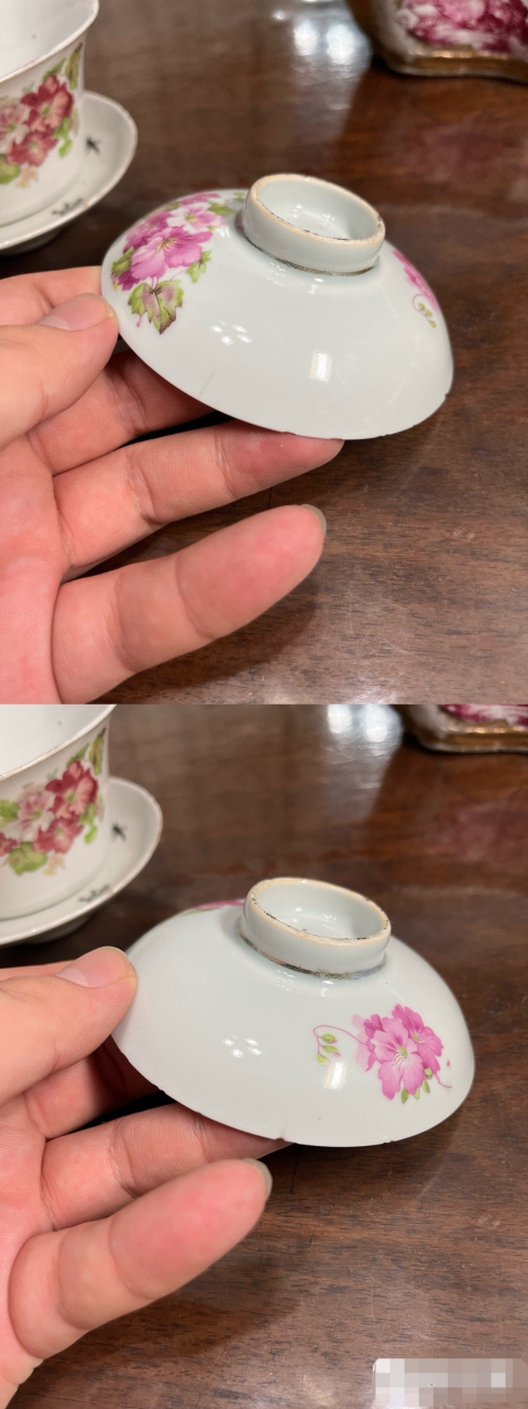 古玩陶瓷【清倉(cāng)大處理】民國(guó)花卉紋三才蓋碗一套拍賣,當(dāng)前價(jià)格399元