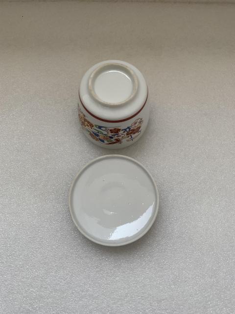 古玩陶瓷六十至八十年代花卉紋彩繪描金蓋杯拍賣,當前價格220元