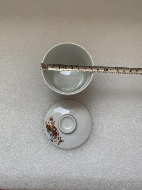 古玩陶瓷六十至八十年代花卉紋彩繪描金蓋杯拍賣,當前價格220元