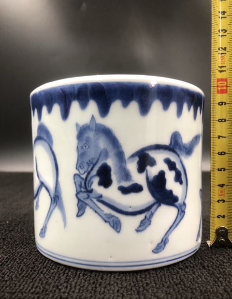 古玩陶瓷民國馬紋青花筆筒拍賣，當前價格1200元