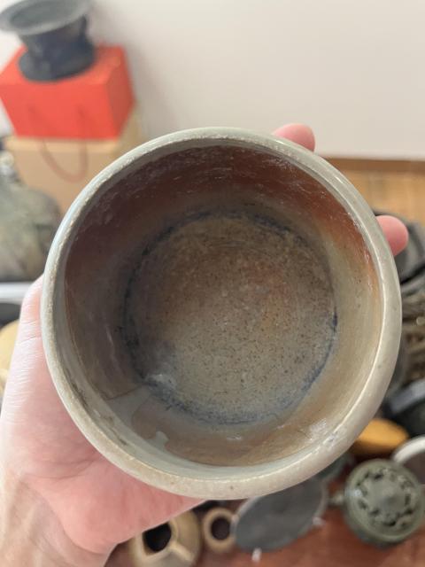 古玩陶瓷清代花卉紋青花三足筒式香爐拍賣,當前價格200元
