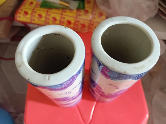 古玩陶瓷六十至八十年代山水紋青花筆筒拍賣,當(dāng)前價(jià)格408元