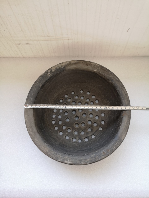 古玩陶瓷清代灰陶盆拍賣,當(dāng)前價(jià)格450元