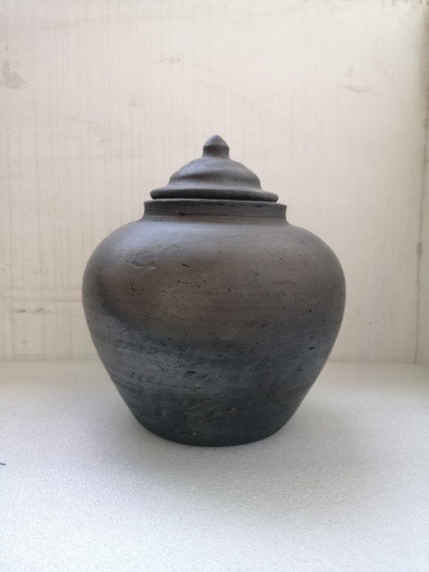 古玩陶瓷明末清初灰陶蓋罐拍賣，當(dāng)前價(jià)格680元