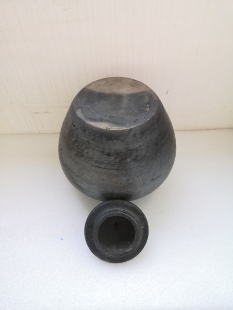 古玩陶瓷明末清初灰陶蓋罐拍賣，當(dāng)前價(jià)格680元
