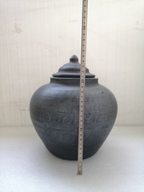 古玩陶瓷明末清初灰陶蓋罐拍賣，當(dāng)前價(jià)格680元