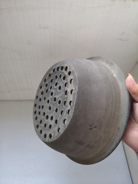 古玩陶瓷清代灰陶盆拍賣,當(dāng)前價(jià)格450元