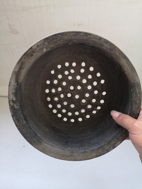 古玩陶瓷清代灰陶盆拍賣,當(dāng)前價(jià)格450元
