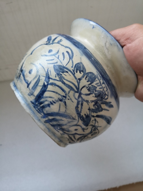 古玩陶瓷晚清磁州窯吉語(yǔ)魚(yú)藻紋渣斗拍賣(mài),當(dāng)前價(jià)格398元