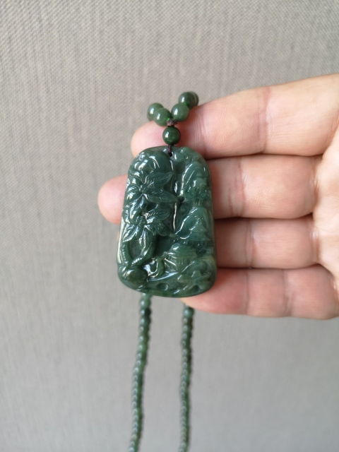 古玩玉器風景牌子拍賣，當前價格550元