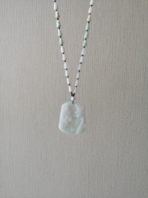 古玩玉器山水觀音牌子拍賣,當(dāng)前價(jià)格550元