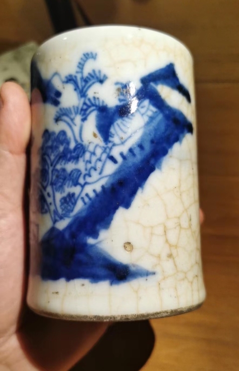 古玩陶瓷晚清哥釉地青花人物山水紋筆筒拍賣,當前價格2500元