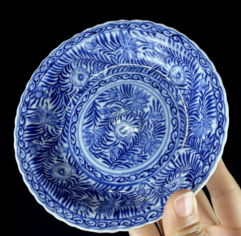 古玩陶瓷雍乾花卉小盤拍賣，當前價格850元