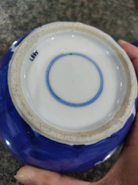 古玩陶瓷青花冰梅紋茶葉罐拍賣,當前價格2000元