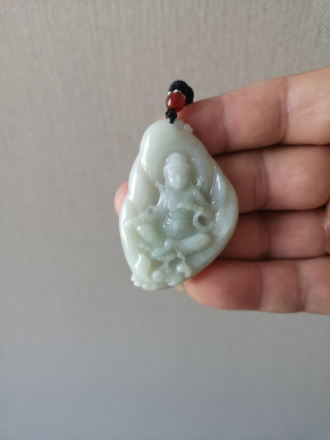 古玩玉器觀音拍賣,當前價格450元