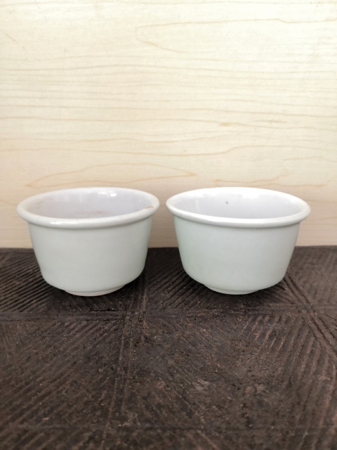 古玩陶瓷豆青釉杯拍賣,當前價格300元