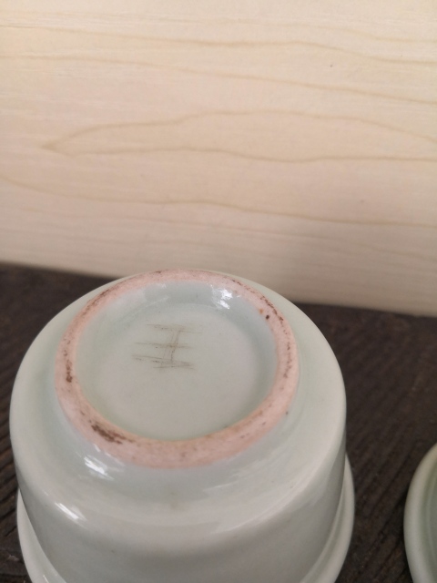 古玩陶瓷豆青釉杯拍賣,當前價格300元