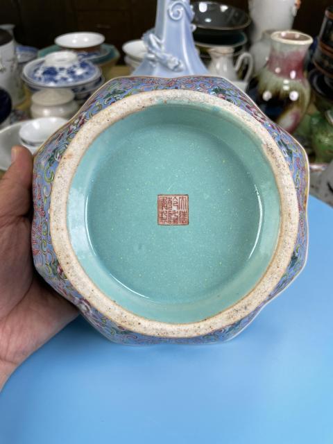 古玩陶瓷晚清·粉彩夔鳳紋八方貢碗真品鑒賞圖