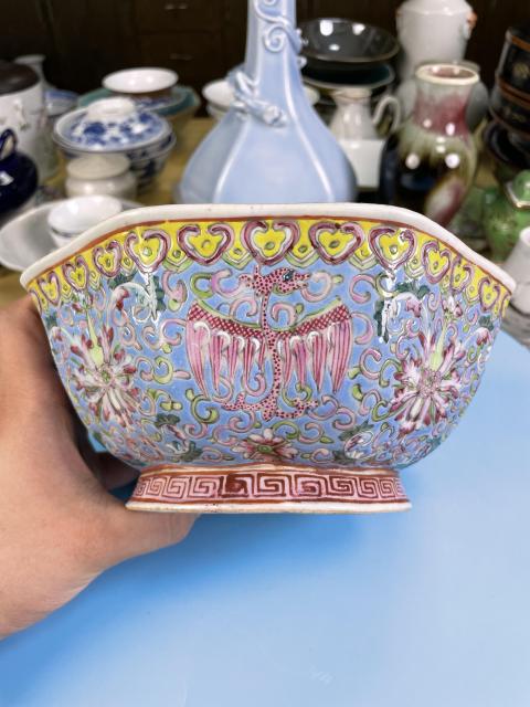 古玩陶瓷晚清·粉彩夔鳳紋八方貢碗真品鑒賞圖