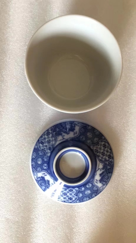 古玩陶瓷六十至八十年代青花蓋杯拍賣,當前價格160元