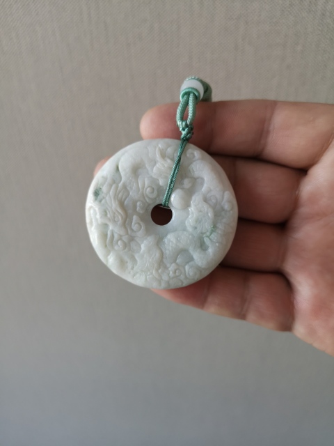古玩玉器九龍璧拍賣,當(dāng)前價格550元