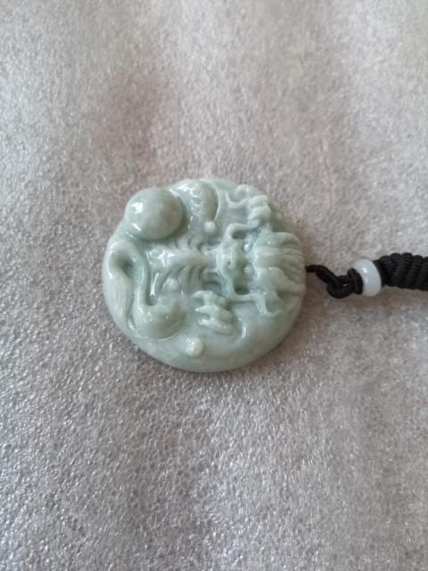 古玩玉器龍牌子拍賣,當前價格580元
