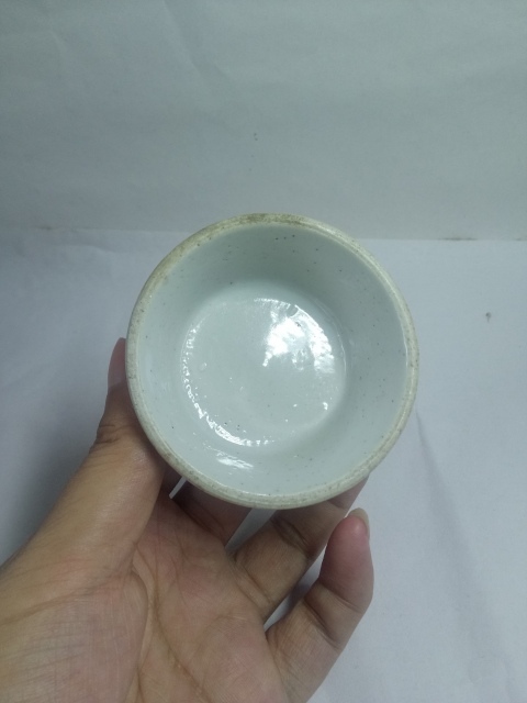 古玩陶瓷明末清初?單色白釉杯?拍賣,當前價格200元