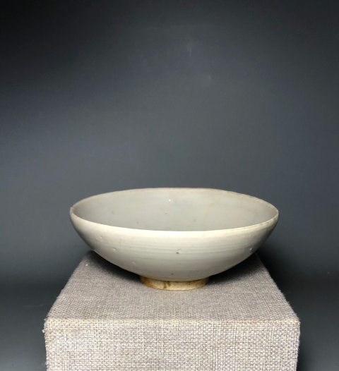 古玩陶瓷青白釉碗拍賣，當(dāng)前價格1999元