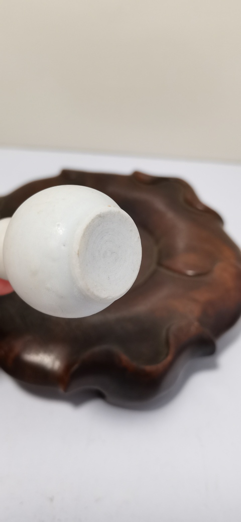 古玩陶瓷清代康熙白釉葫蘆瓶拍賣，當前價格1800元