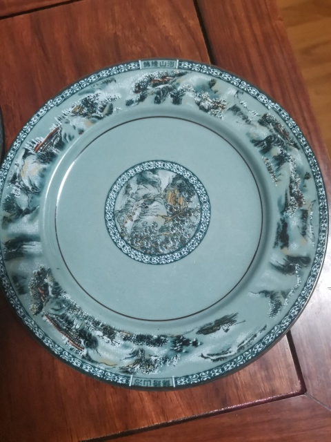 古玩陶瓷出口創(chuàng)匯期山水紋盤拍賣,當(dāng)前價(jià)格360元