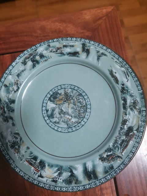 古玩陶瓷出口創(chuàng)匯期山水紋盤拍賣,當(dāng)前價(jià)格360元