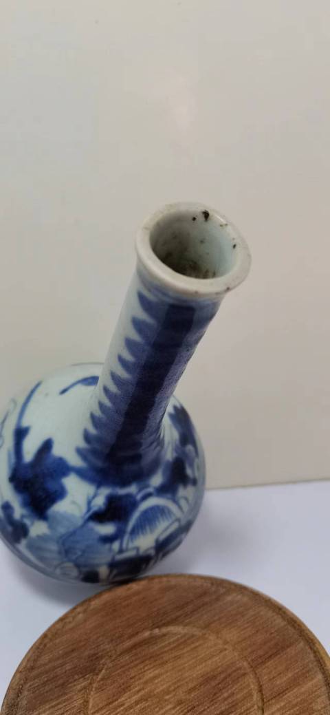 古玩陶瓷清中道光山水紋青花長頸瓶拍賣,當前價格2300元
