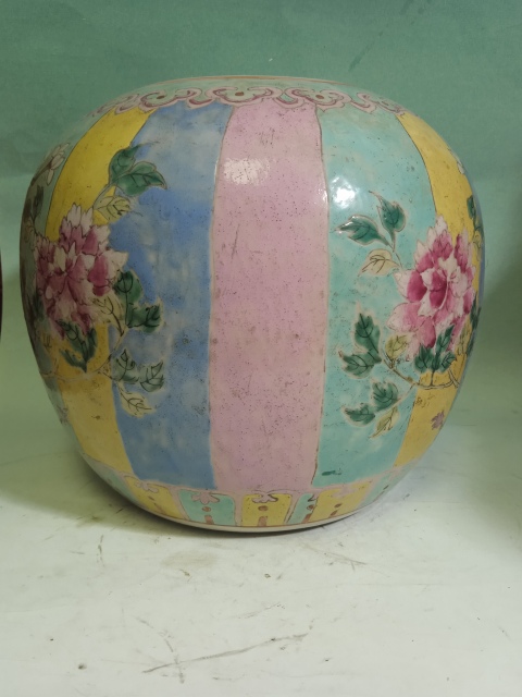 古玩陶瓷粉彩花鳥紋西瓜罐拍賣，當(dāng)前價格1888元