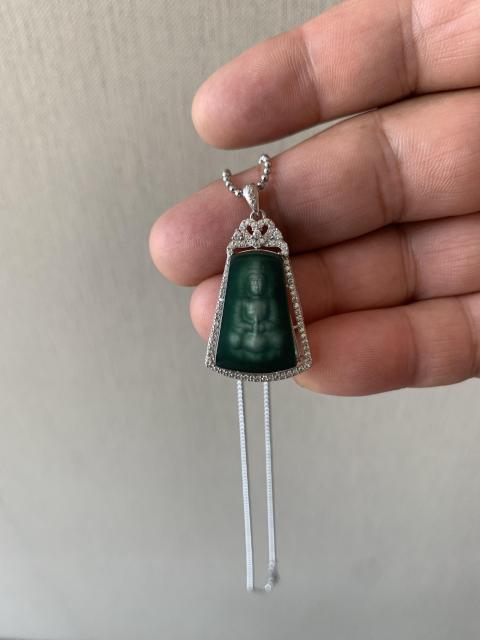 古玩玉器翡翠觀音拍賣，當(dāng)前價(jià)格680元