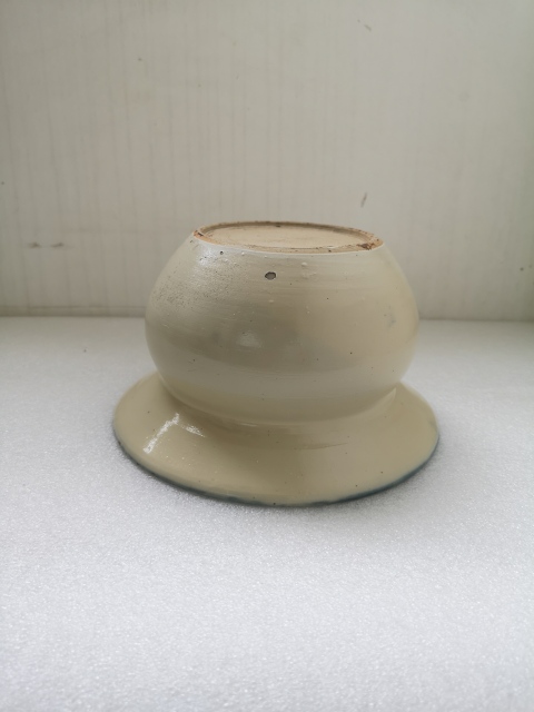 古玩陶瓷民國(guó)花卉紋青花渣斗拍賣,當(dāng)前價(jià)格550元