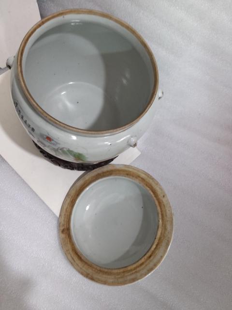古玩陶瓷民國·貼花貴子連生紋粥罐真品鑒賞圖