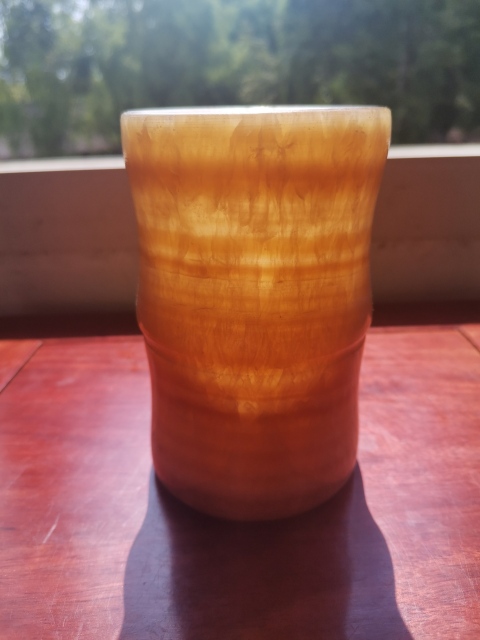 古玩玉器天然“米黃玉”制筆筒拍賣，當前價格320元