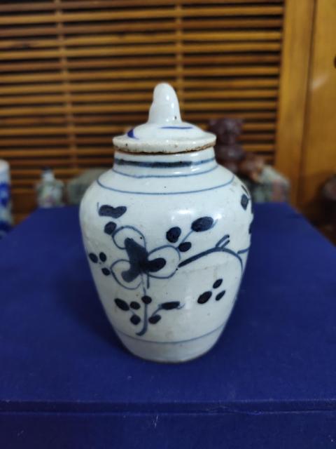 古玩陶瓷明代青花花卉紋蓋罐拍賣,當前價格1888元