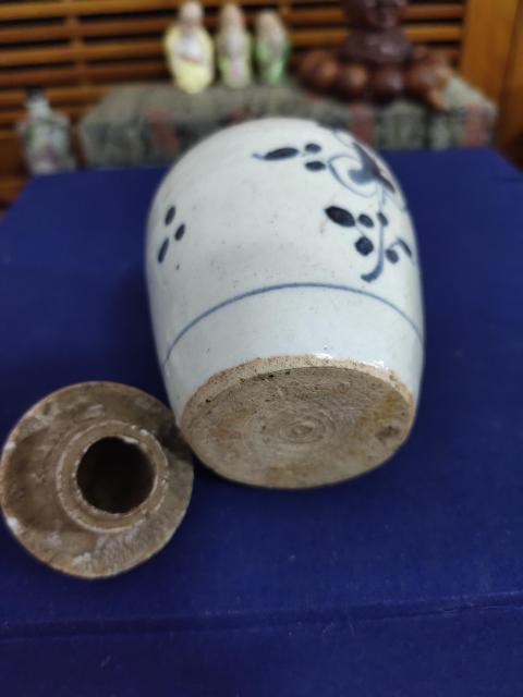 古玩陶瓷明代青花花卉紋蓋罐拍賣,當前價格1888元