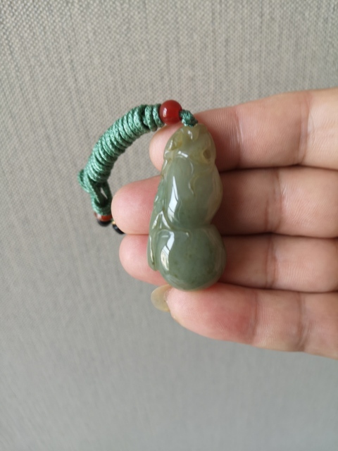 古玩玉器翡翠葫蘆拍賣,當(dāng)前價(jià)格298元
