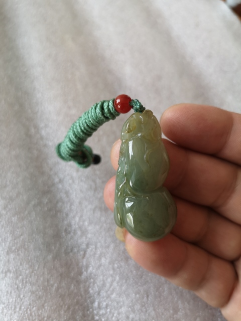 古玩玉器翡翠葫蘆拍賣,當(dāng)前價(jià)格298元