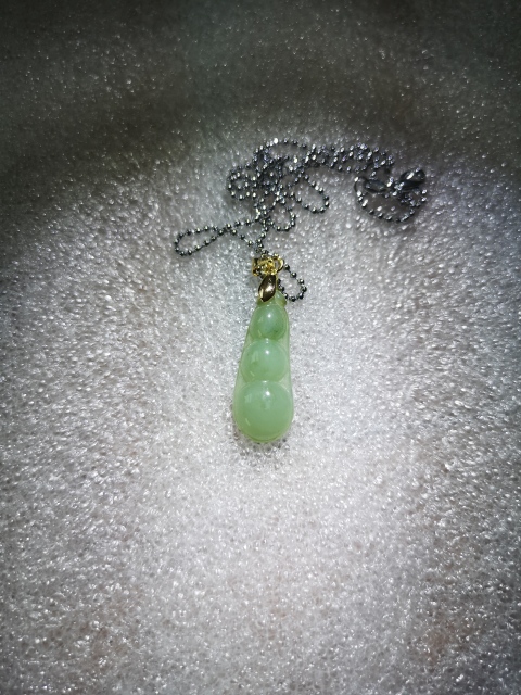 古玩玉器翡翠福豆拍賣，當(dāng)前價(jià)格298元