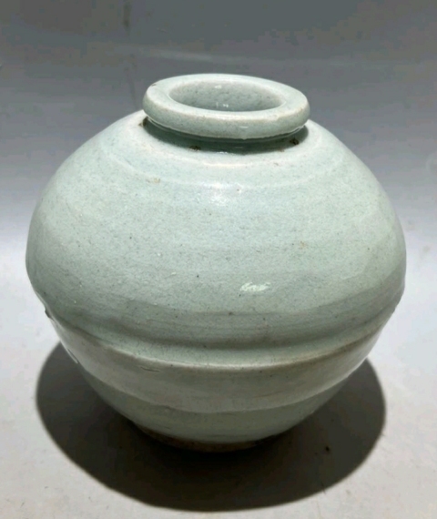 古玩陶瓷龍泉窯系青瓷唇口罐拍賣，當前價格39980元