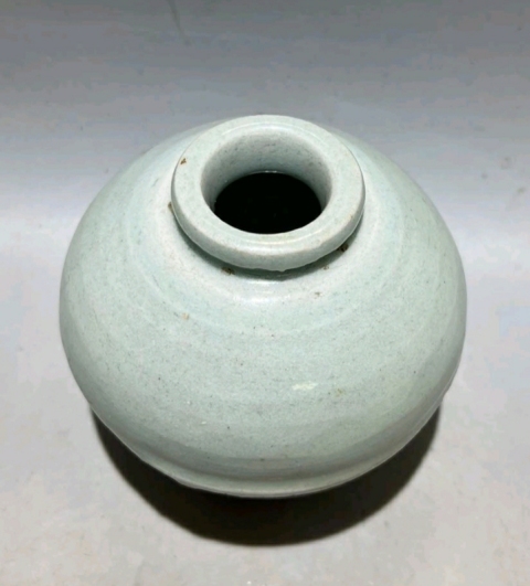 古玩陶瓷龍泉窯系青瓷唇口罐拍賣，當前價格39980元