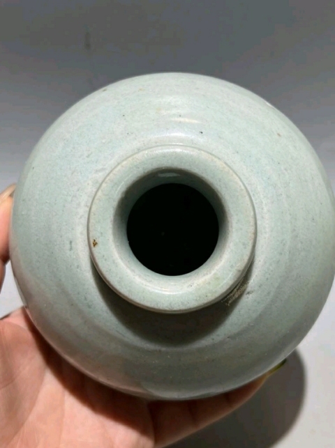 古玩陶瓷龍泉窯系青瓷唇口罐拍賣，當前價格39980元