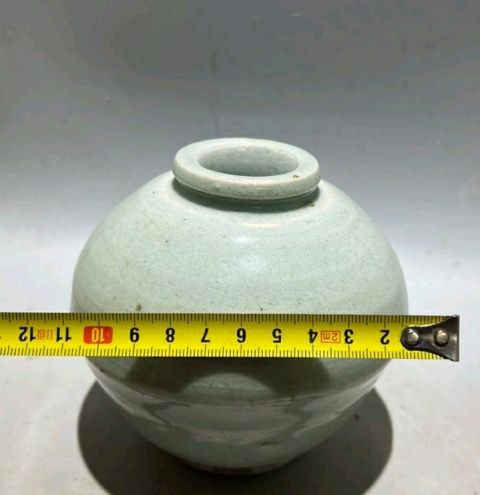 古玩陶瓷龍泉窯系青瓷唇口罐拍賣，當前價格39980元