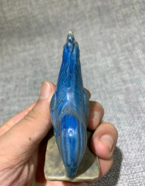 古玩陶瓷藍釉公雞鎮(zhèn)紙擺件拍賣,當前價格0元